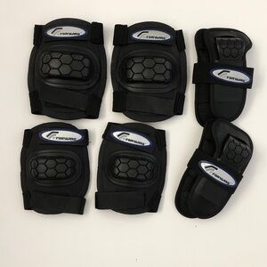 Forward 6 piece set youth kids protective gear elbow, knee and wrist pads